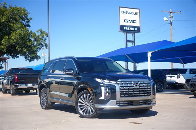 used 2024 Hyundai Palisade car, priced at $42,999