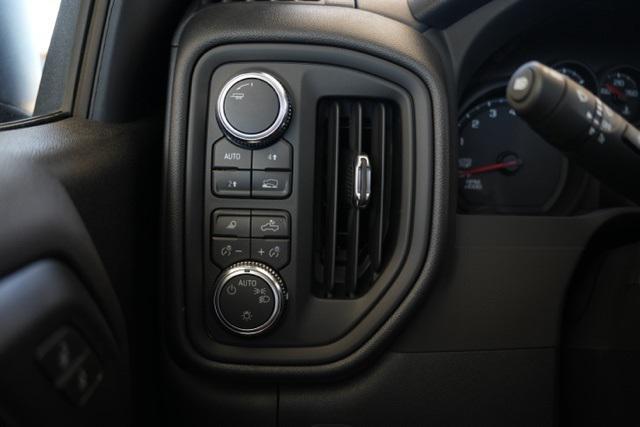 new 2025 GMC Sierra 1500 car, priced at $44,430