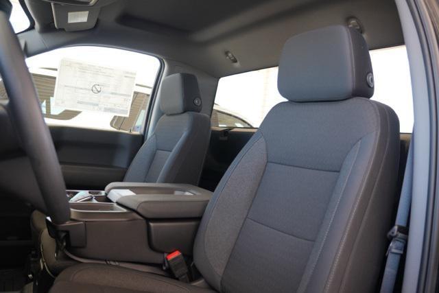 new 2025 GMC Sierra 1500 car, priced at $44,430