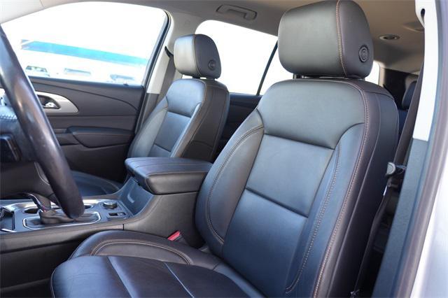 used 2020 Chevrolet Traverse car, priced at $24,800