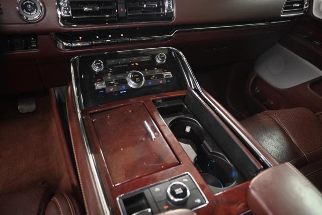 used 2020 Lincoln Navigator car, priced at $45,062