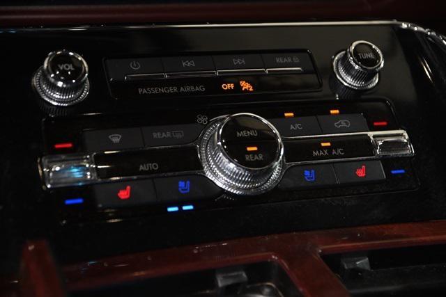 used 2020 Lincoln Navigator car, priced at $45,062