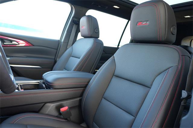 new 2026 Chevrolet Traverse car, priced at $54,040