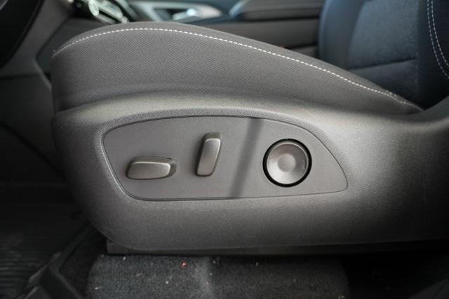 new 2025 Chevrolet Traverse car, priced at $46,295