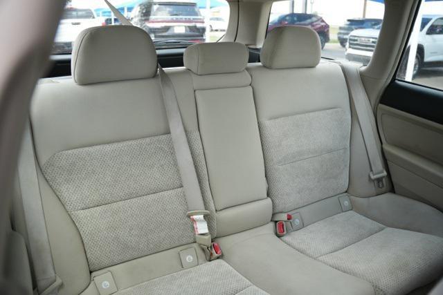 used 2006 Subaru Outback car, priced at $8,999