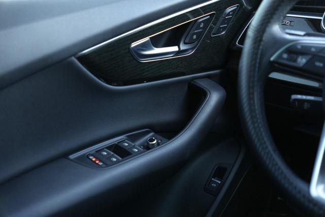 used 2021 Audi Q7 car, priced at $33,999