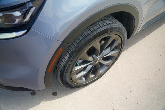 used 2023 Kia Sorento car, priced at $37,209