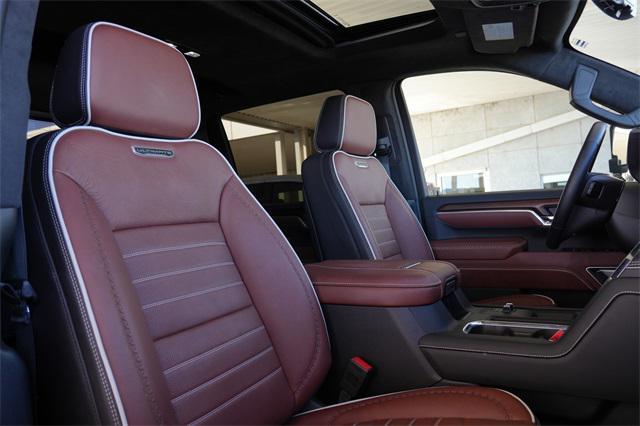 used 2025 GMC Sierra 2500 car, priced at $87,900