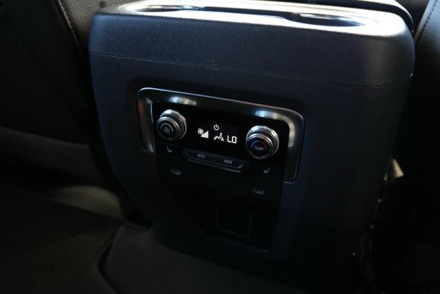 used 2022 GMC Yukon car, priced at $52,397