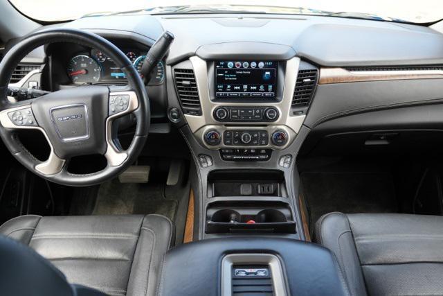 used 2019 GMC Yukon car, priced at $33,999