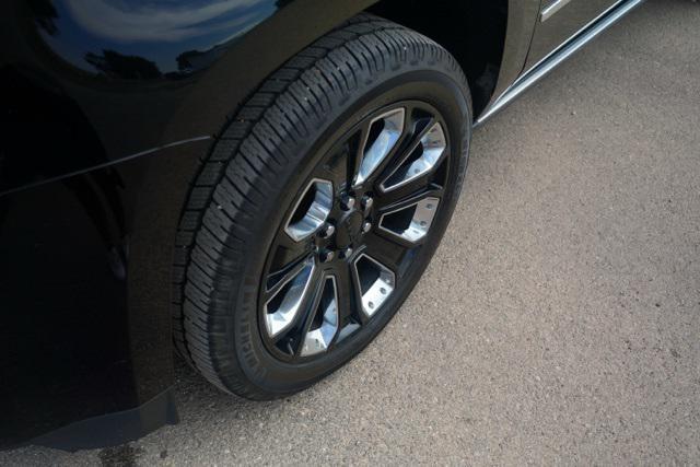 used 2019 GMC Yukon car, priced at $33,999