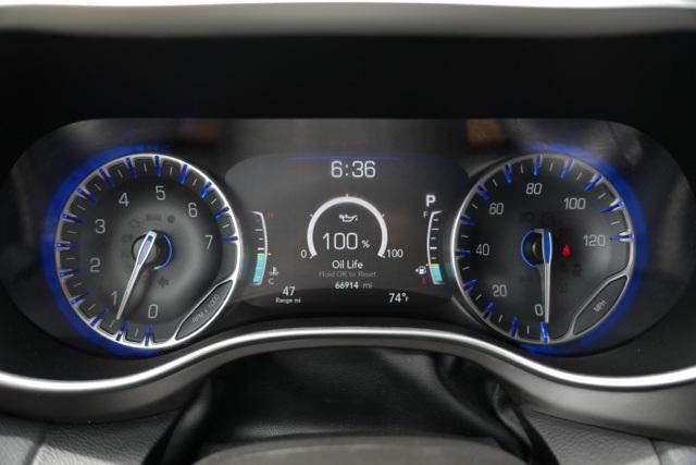 used 2022 Chrysler Pacifica car, priced at $24,253