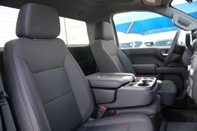 new 2025 GMC Sierra 1500 car, priced at $47,180