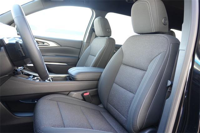 new 2026 Chevrolet Traverse car, priced at $45,500