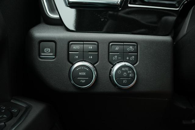 new 2025 GMC Sierra 2500 car, priced at $83,125