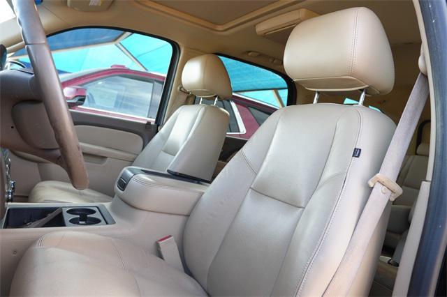 used 2010 GMC Yukon car, priced at $10,999