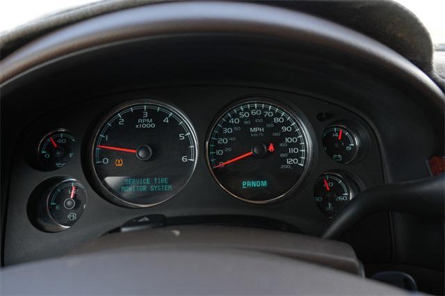 used 2010 GMC Yukon car, priced at $10,999