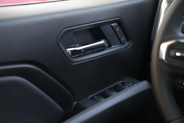 new 2025 GMC Canyon car, priced at $42,050