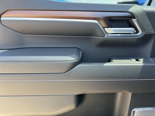 new 2025 GMC Sierra 1500 car, priced at $76,275