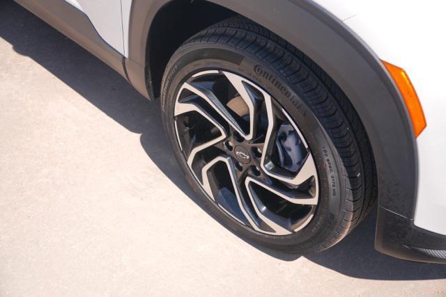 new 2025 Chevrolet TrailBlazer car, priced at $31,999