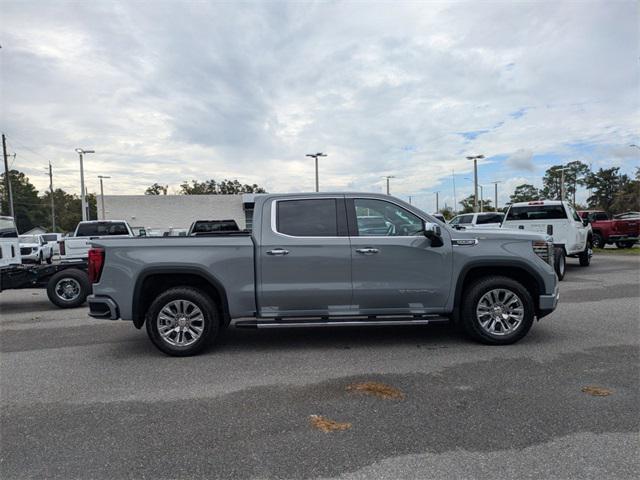 new 2025 GMC Sierra 1500 car, priced at $62,647