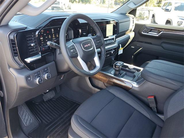 new 2025 GMC Sierra 1500 car, priced at $54,557