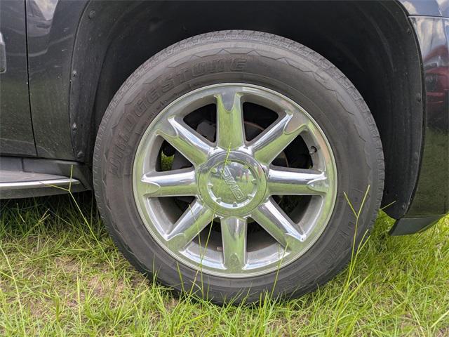 used 2012 GMC Yukon XL car, priced at $4,999