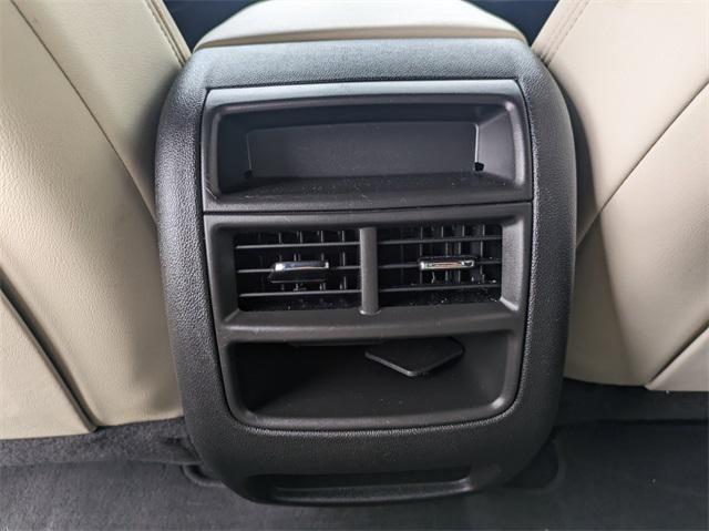 used 2022 Cadillac XT5 car, priced at $35,373