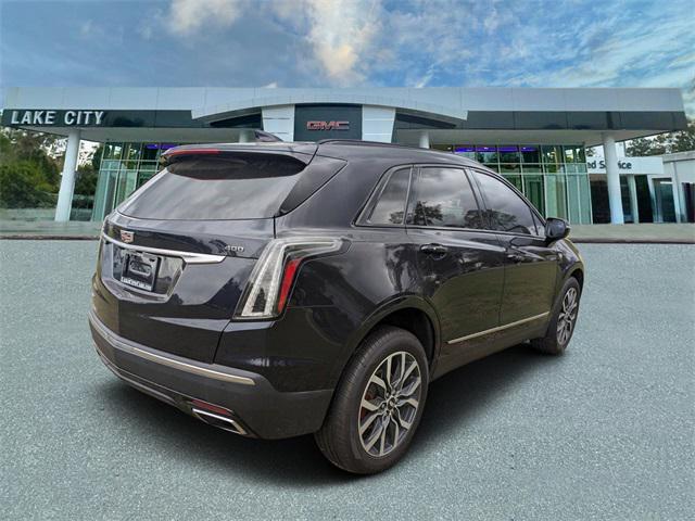used 2022 Cadillac XT5 car, priced at $34,196