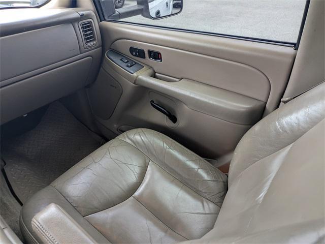 used 2004 GMC Sierra 2500 car, priced at $12,999