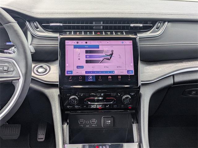 used 2024 Jeep Grand Cherokee L car, priced at $39,581
