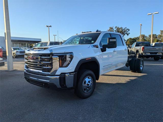 new 2025 GMC Sierra 3500 car, priced at $63,705