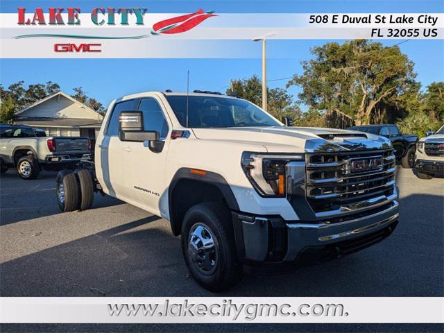 new 2025 GMC Sierra 3500 car, priced at $63,705