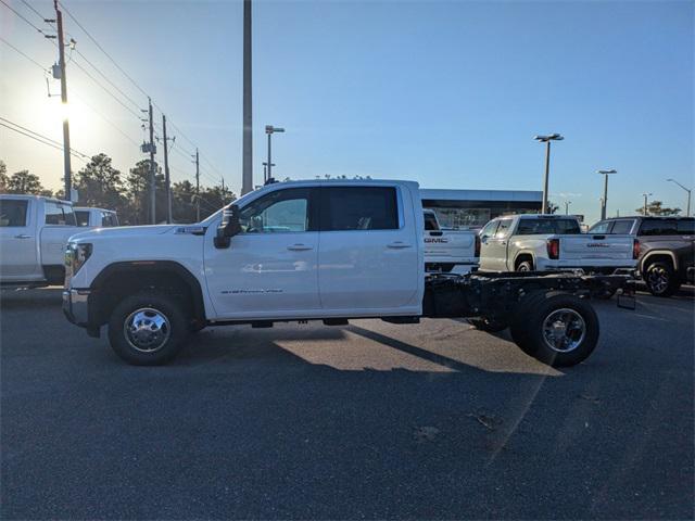 new 2025 GMC Sierra 3500 car, priced at $63,705