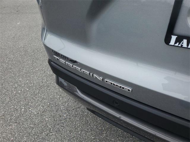 new 2025 GMC Terrain car, priced at $29,861