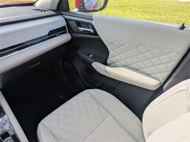 used 2024 Mitsubishi Outlander car, priced at $29,846