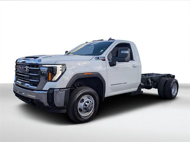 new 2025 GMC Sierra 3500 car, priced at $59,369