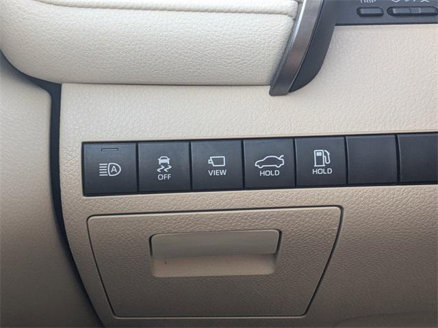 used 2020 Toyota Camry Hybrid car, priced at $24,500