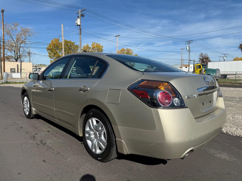 used 2009 Nissan Altima car, priced at $5,990