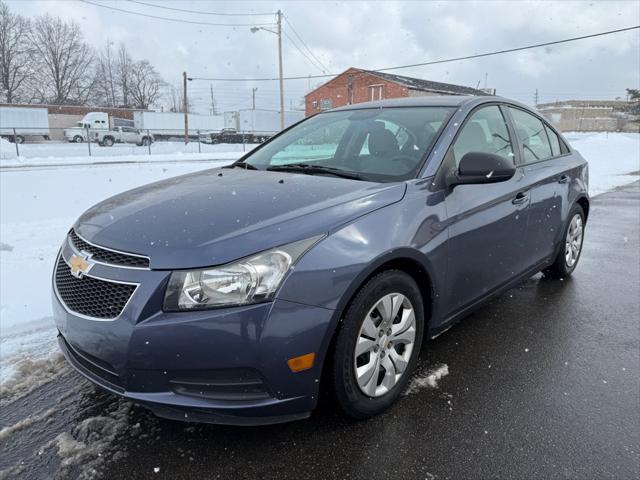 used 2014 Chevrolet Cruze car, priced at $5,990