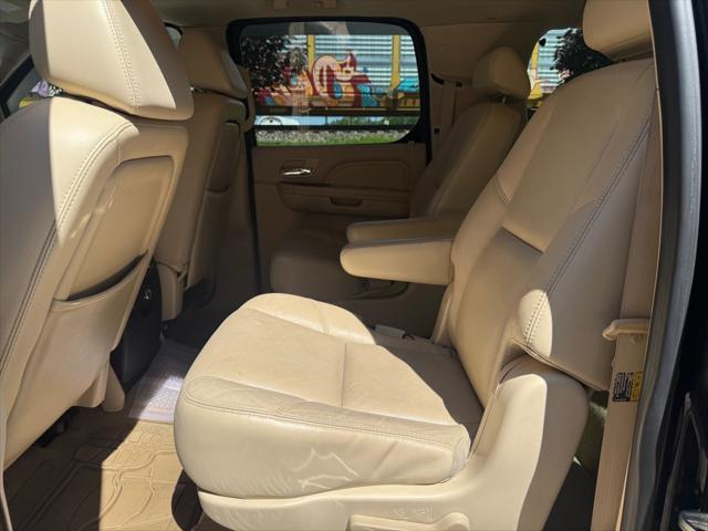used 2007 Cadillac Escalade ESV car, priced at $9,990