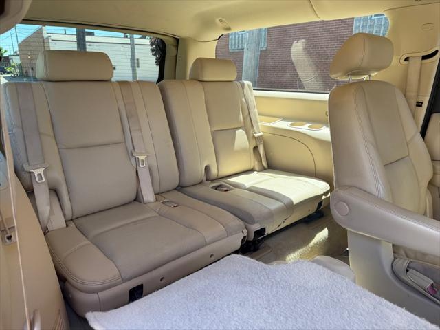 used 2007 Cadillac Escalade ESV car, priced at $9,990