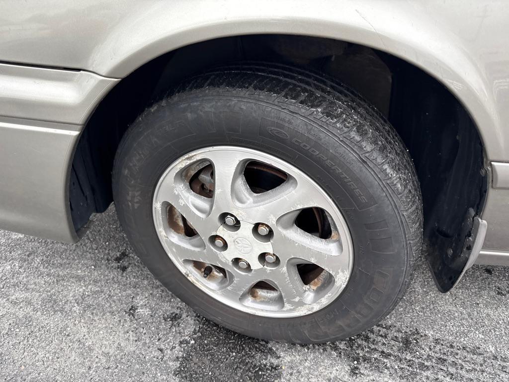 used 2001 Toyota Camry car, priced at $4,250