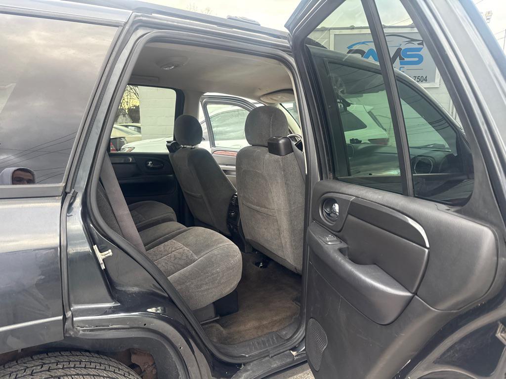 used 2006 GMC Envoy car, priced at $4,590