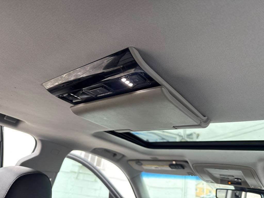 used 2015 Chevrolet Suburban car, priced at $19,990