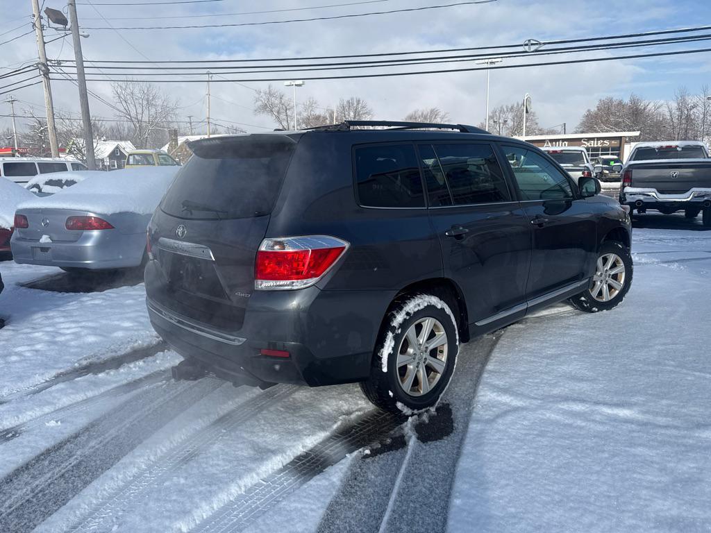 used 2012 Toyota Highlander car, priced at $9,990