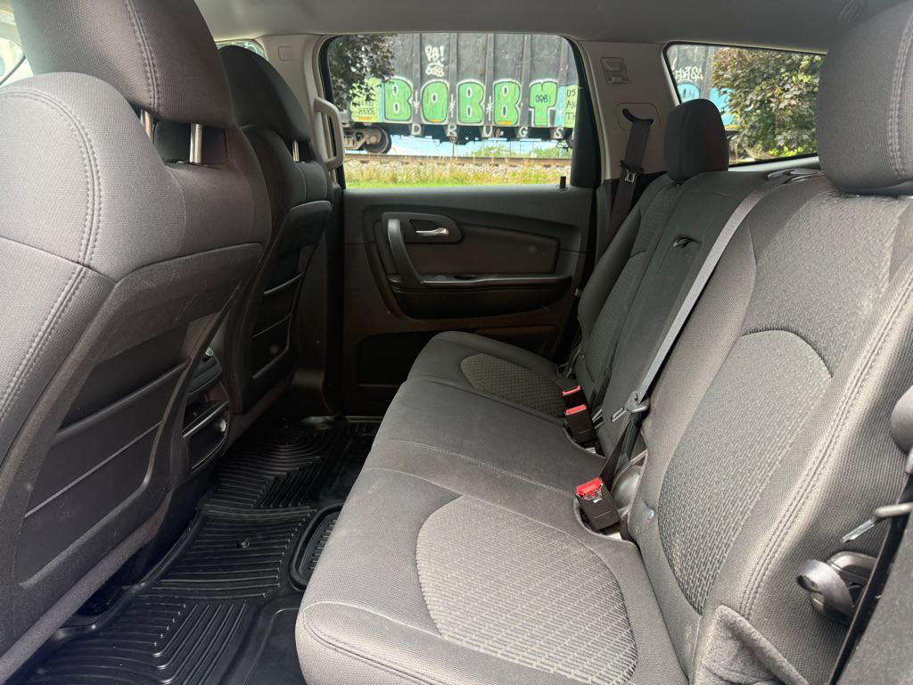 used 2009 Chevrolet Traverse car, priced at $5,590