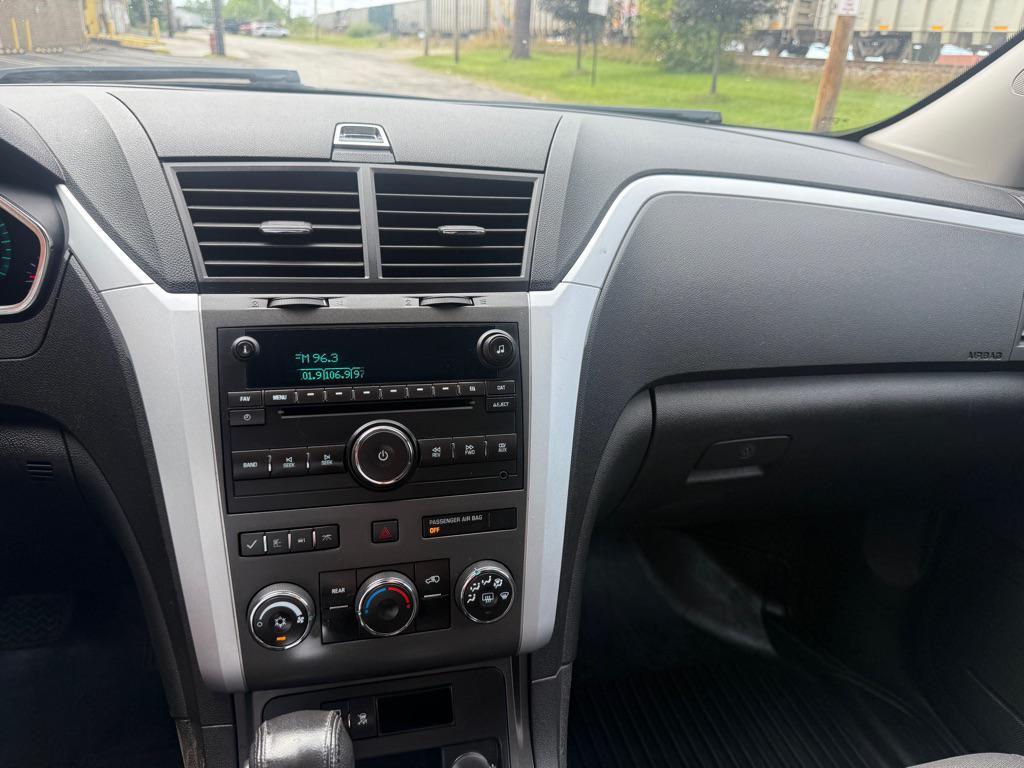 used 2009 Chevrolet Traverse car, priced at $5,590
