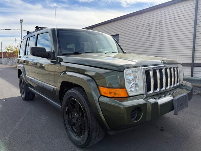 used 2008 Jeep Commander car, priced at $5,990