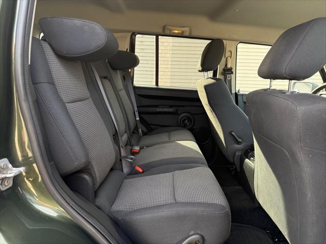 used 2008 Jeep Commander car, priced at $5,990